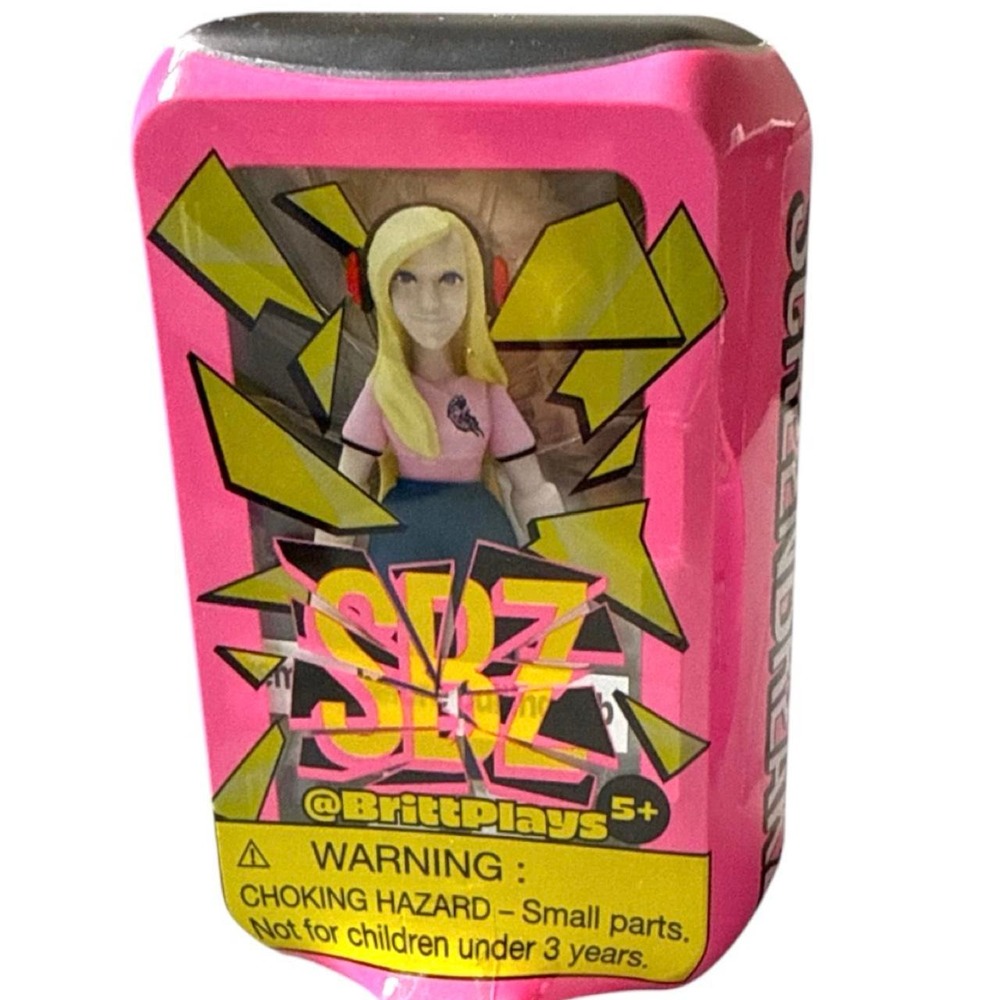Britt‎ Plays Screen Breakz Doll Brand new in package